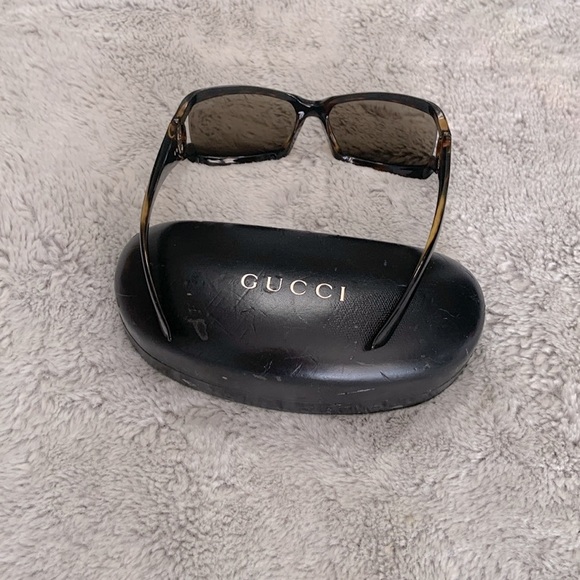 Gucci sunglasses. New main image 4